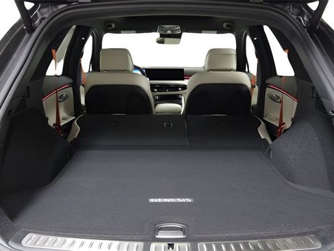 New 2026 Genesis GV70 3.5T Sport Prestige AWD/4WD image 12