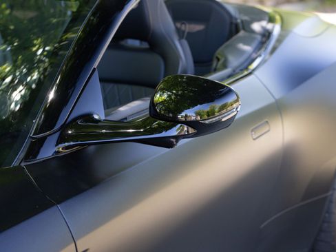 Used 2025 Aston Martin DB12 Convertible RWD image 54