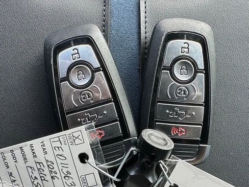 New 2026 Ford F350 Platinum w/ FX4 Off-Road Package image 54