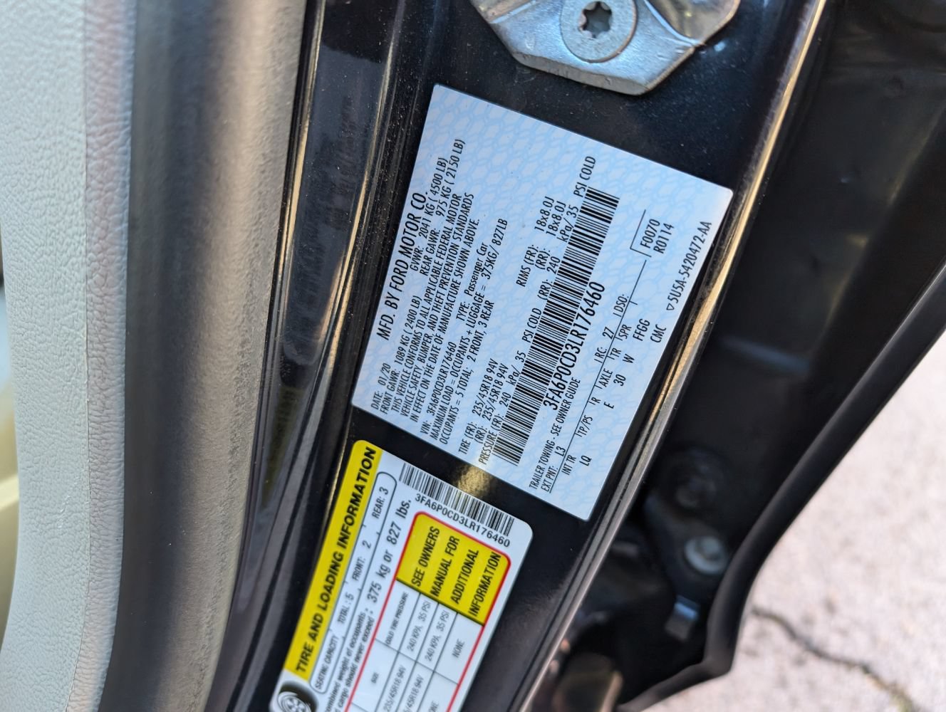 Used 2020 Ford Fusion SEL FWD image 26
