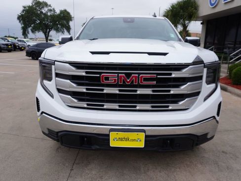 Used 2023 GMC Sierra 1500 SLE AWD/4WD image 2