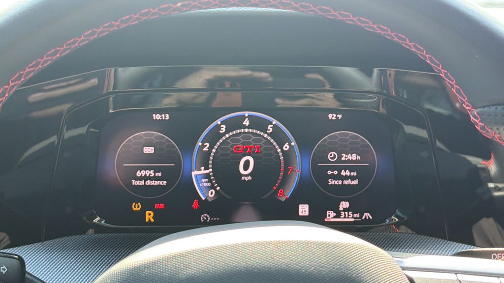 Used 2025 Volkswagen GTI SE FWD image 26