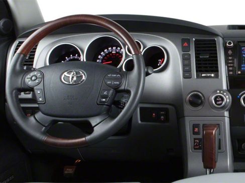 Used 2010 Toyota Sequoia Limited AWD/4WD image 5