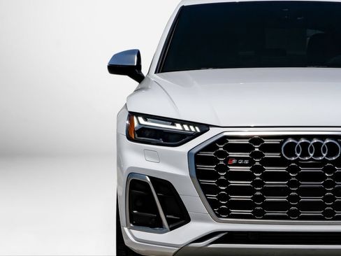 Used 2023 Audi SQ5 Prestige w/ Prestige Package AWD/4WD image 44