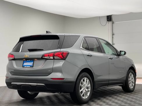 Used 2024 Chevrolet Equinox LT FWD image 7