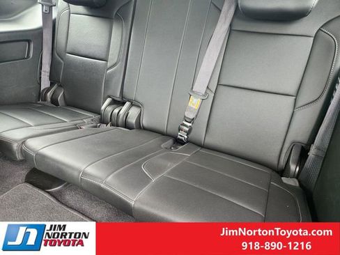 Used 2020 Chevrolet Tahoe Premier AWD/4WD image 32