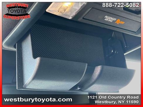 Certified 2025 Toyota Tacoma SR5 w/ SR5 Upgrade Package AWD/4WD image 34