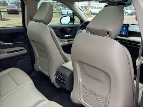 Used 2024 Lincoln Corsair Grand Touring w/ Equipment Group 302A image 15