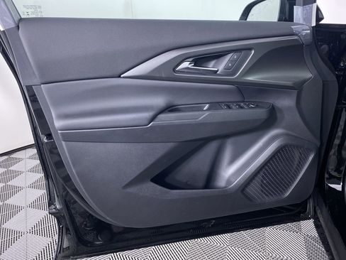 New 2026 Chevrolet Equinox EV LT image 11