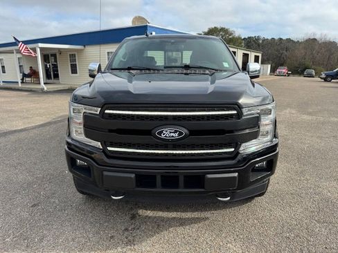 Used 2018 Ford F150 Platinum w/ Equipment Group 701A Luxury image 3