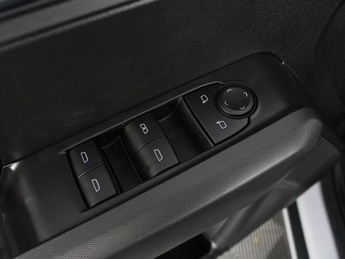 New 2026 Chevrolet Colorado LT image 15