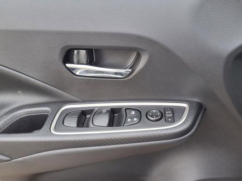 New 2025 Nissan Versa SR w/ Trunk Package FWD image 15