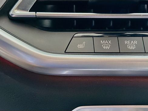 Used 2019 BMW X5 xDrive40i w/ Off-Road Package AWD/4WD image 24
