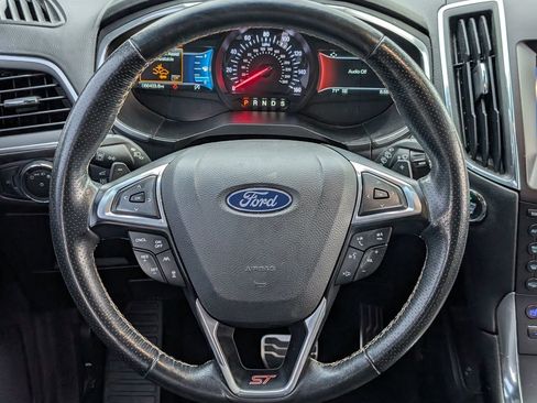Used 2019 Ford Edge ST w/ Equipment Group 401A image 10