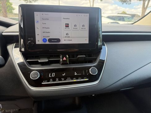 Used 2023 Toyota Corolla LE FWD image 17