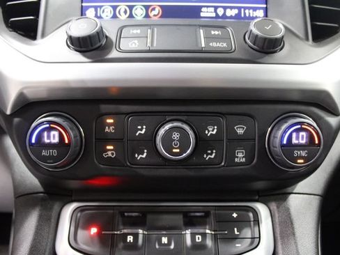 Used 2022 GMC Acadia SLE AWD/4WD image 36