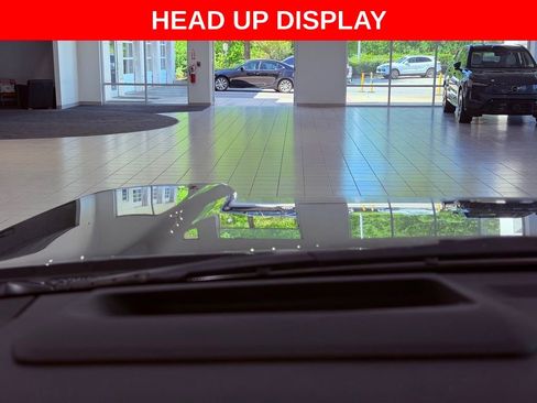 Used 2025 Lexus GX 550 w/ Accessory Package (2T) image 12