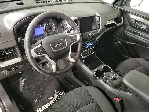 Used 2023 GMC Terrain SLE w/ Driver Convenience Package image 13