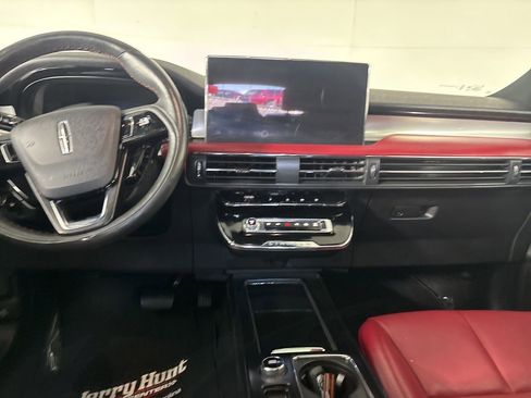 Used 2023 Lincoln Corsair Reserve w/ Equipment Group 201A image 21