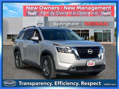 Certified 2024 Nissan Pathfinder SV