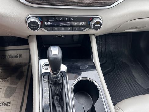 Used 2021 Nissan Altima 2.5 Platinum AWD/4WD image 19