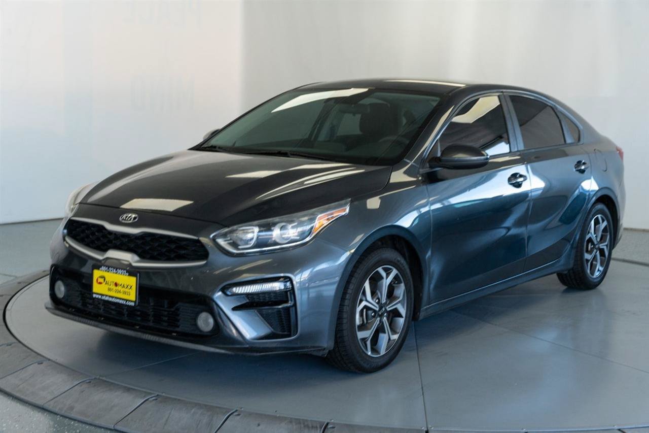 Used 2020 Kia Forte LXS FWD image 3