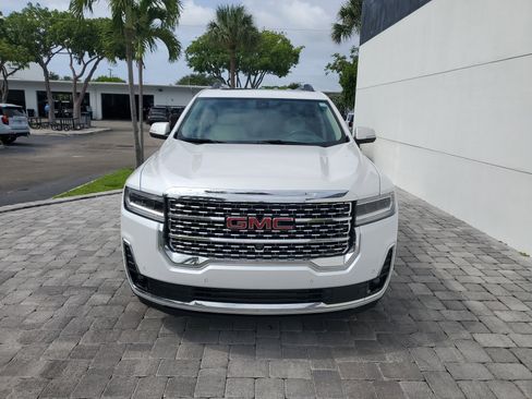 Used 2023 GMC Acadia Denali w/ Denali Ultimate Package FWD image 2