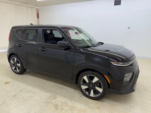 Used 2020 Kia Soul EX FWD image 6