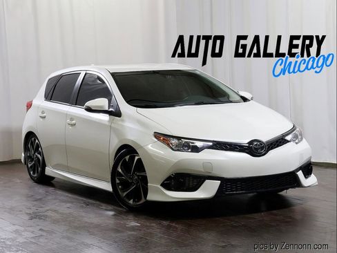 Used 2017 Toyota Corolla iM image 1