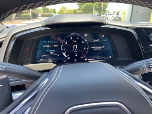 Used 2023 Chevrolet Corvette Stingray Premium Cpe w/ Z51 Performance Package RWD image 20