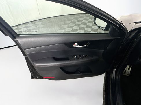 Used 2023 Kia Forte GT w/ GT2 Package FWD image 13