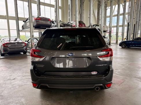 Used 2021 Subaru Forester Limited AWD/4WD image 4