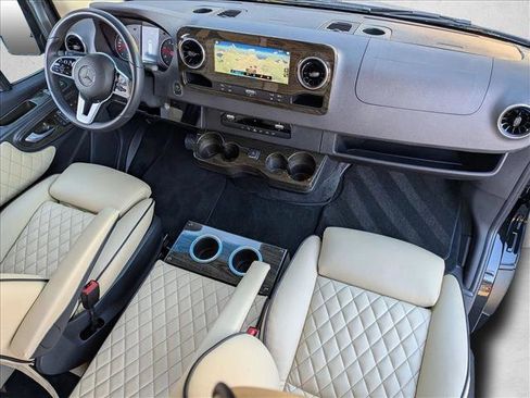 Used 2023 Mercedes-Benz Sprinter 2500 image 22