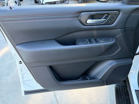 New 2026 Nissan Armada PRO-4X AWD/4WD image 16