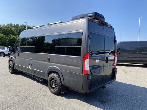 Used 2024 RAM ProMaster 3500 w/ Quick Order Package 22H SLT+ FWD image 5