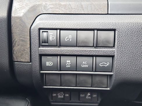 New 2026 Toyota Tacoma Limited AWD/4WD image 12