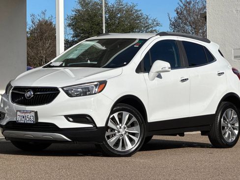 Used 2017 Buick Encore Preferred image 2