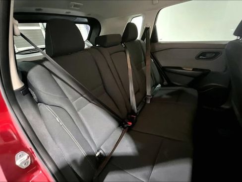 Used 2023 Nissan Rogue S AWD/4WD image 31