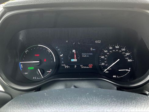 Used 2025 Toyota Sienna XLE FWD image 22