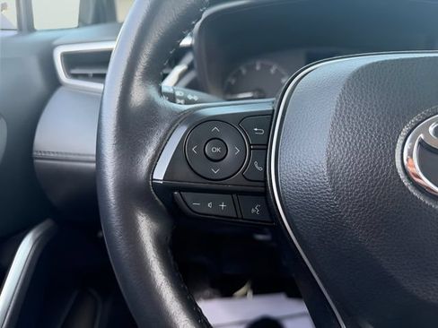 Used 2024 Toyota Corolla Cross LE FWD image 19