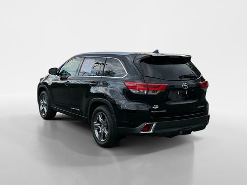 Used 2019 Toyota Highlander Limited Platinum image 6