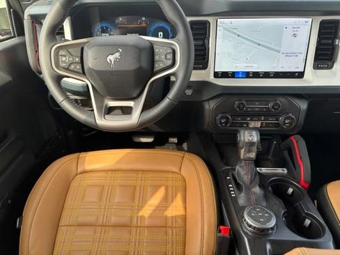 New 2026 Ford Bronco Heritage Edition AWD/4WD image 17