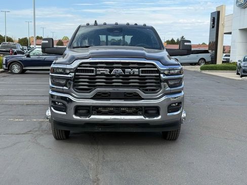 Used 2025 RAM 3500 Big Horn AWD/4WD image 8