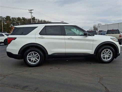 New 2026 Ford Explorer Active w/ Active Comfort Package image 8