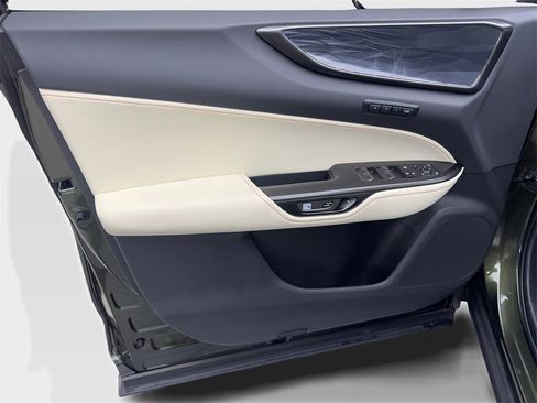 Used 2024 Lexus NX 250 FWD w/ Premium Package image 31