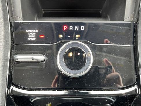 Used 2023 Jeep Grand Cherokee Limited image 24