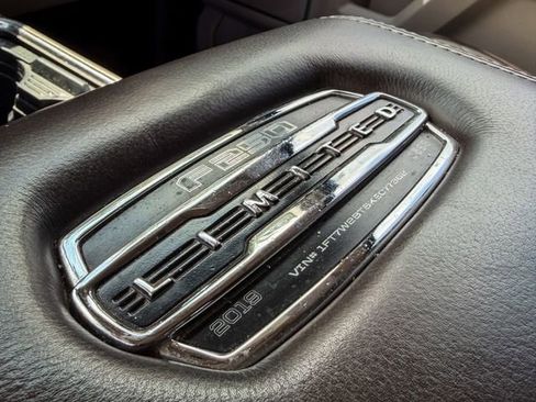 Used 2019 Ford F250 Limited AWD/4WD image 18