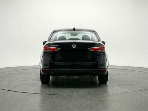 Used 2025 Nissan Versa SV image 7