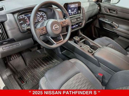 Certified 2025 Nissan Pathfinder S AWD/4WD image 11