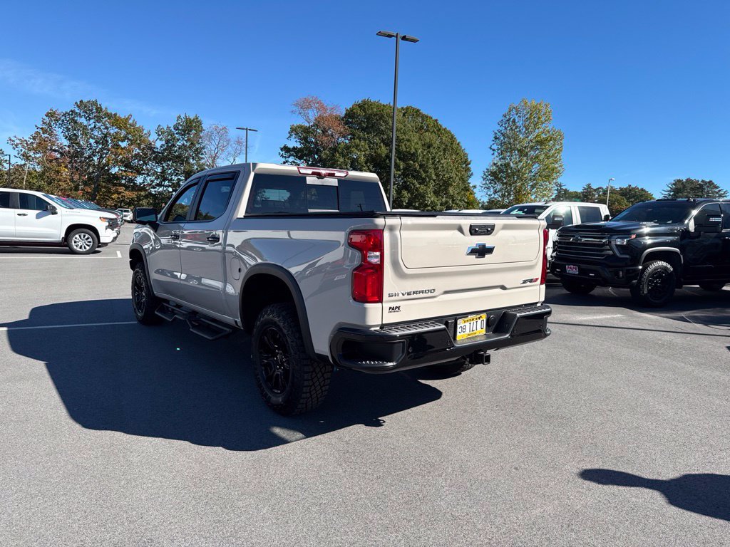 Used 2026 Chevrolet Silverado 1500 ZR2 AWD/4WD image 8